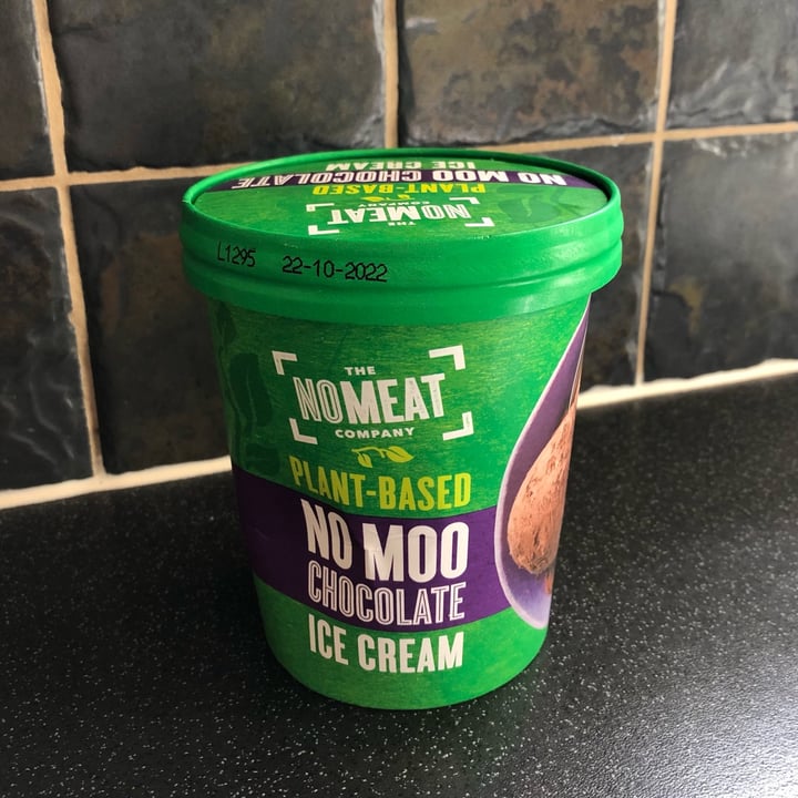 photo of The NOMEAT Company No moo chocolate ice cream shared by @esmehart on  24 Jun 2022 - review