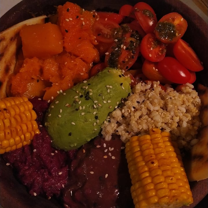 photo of Ache Delugo Buddha Bowl Proteico shared by @mmaiten on  07 Aug 2022 - review
