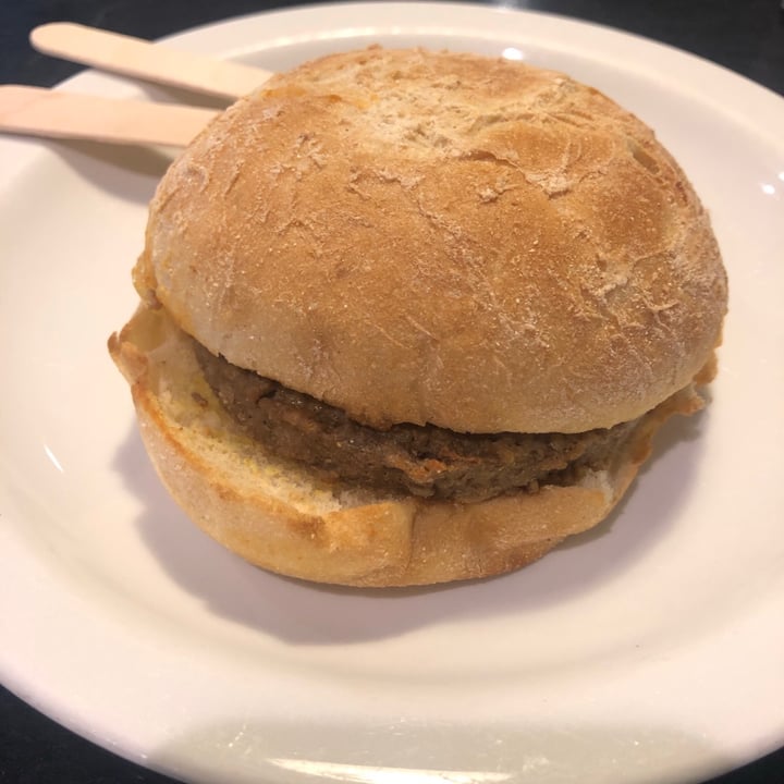 photo of Starbucks Coffee Beyond Meat Breakfast Sandwich shared by @jessskh on  05 Aug 2021 - review
