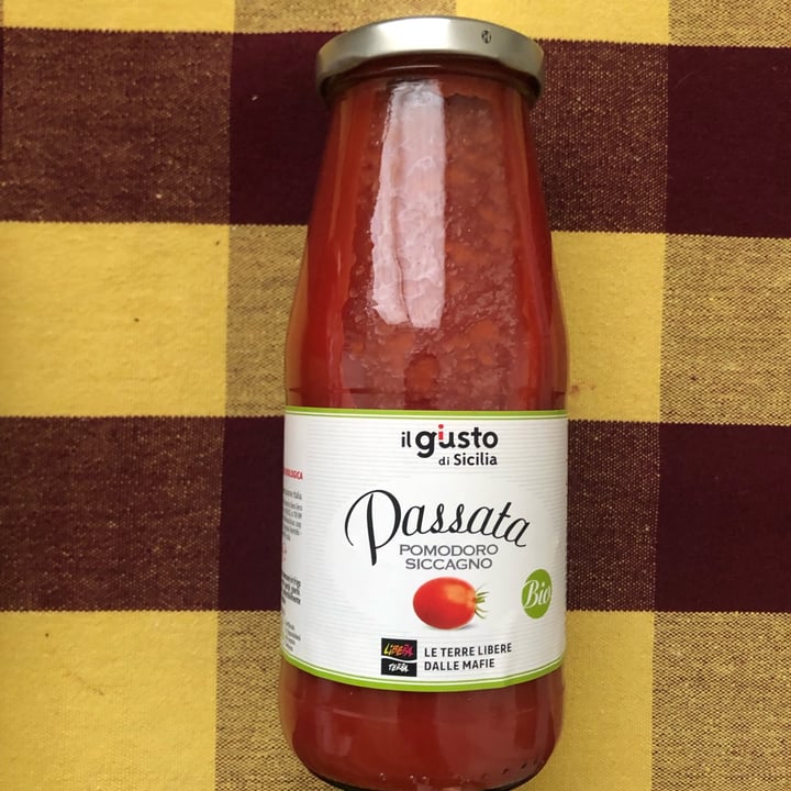 photo of Libera Terra Passata pomodoro siccagno shared by @lisa98 on  12 Jun 2022 - review