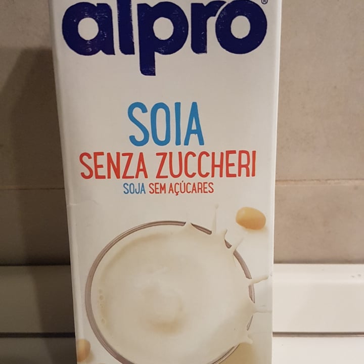 photo of Alpro Bevanda Di Soia Senza Zuccheri shared by @linab on  10 Mar 2022 - review