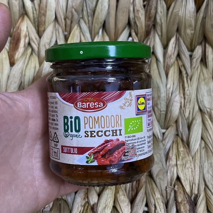 photo of Baresa Bio pomodori secchi sott’olio shared by @fkarmen on  13 Mar 2022 - review