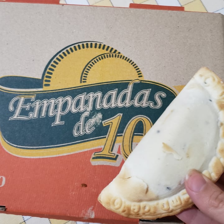 photo of Empanadas de 10 Empanadas Veganas shared by @bleverone on  27 May 2020 - review