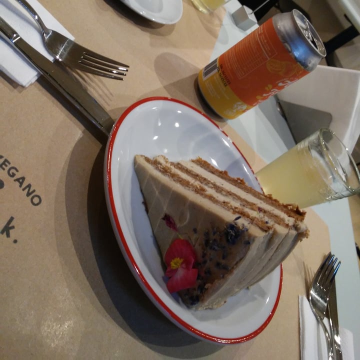 photo of Gordo Vegano Carrot cake shared by @anabullheart on  07 Dec 2021 - review