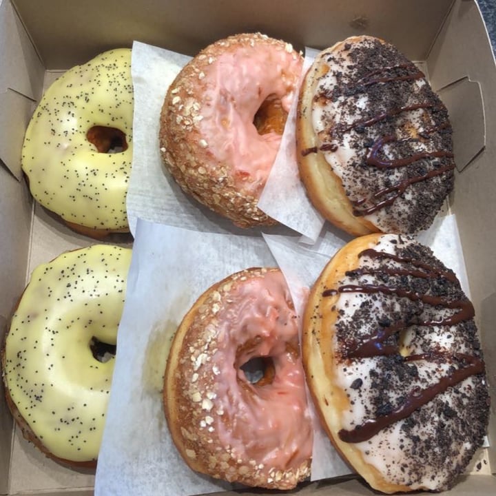 photo of Bloomer's Assorted Donuts shared by @laurjc on  01 Jun 2021 - review