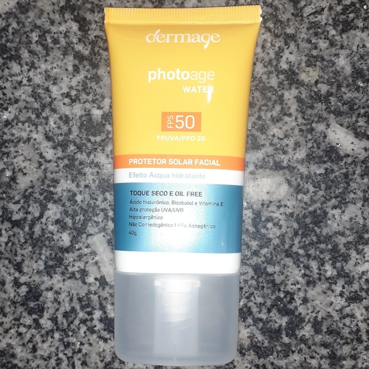 photo of Dermage Protetor Solar Facial Photoage Water shared by @lorenaavegana on  31 Mar 2022 - review