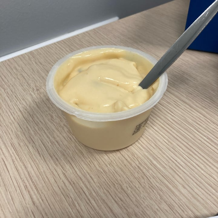 photo of Woolworths Food Mango and granadilla cultured coconut yoghurt shared by @ctfloof on  27 Sep 2022 - review