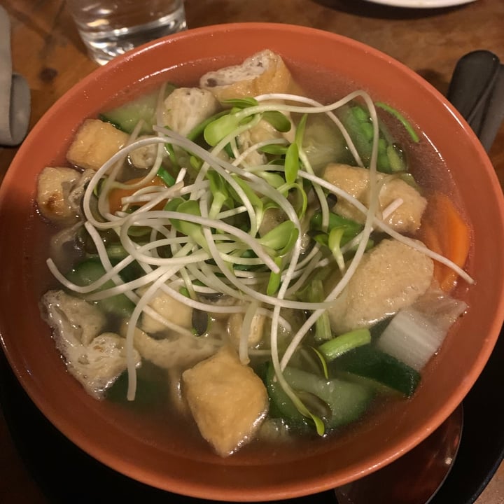 photo of Bom Bowls Vegetable tofu Soup shared by @veganlinda on  05 Nov 2021 - review
