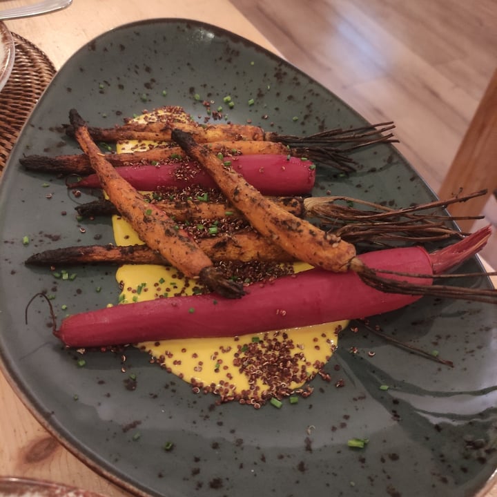 review photo of Café Floh Zanahorias Flambeadas shared by @carlosjavierpt on 28 May 2022 - review