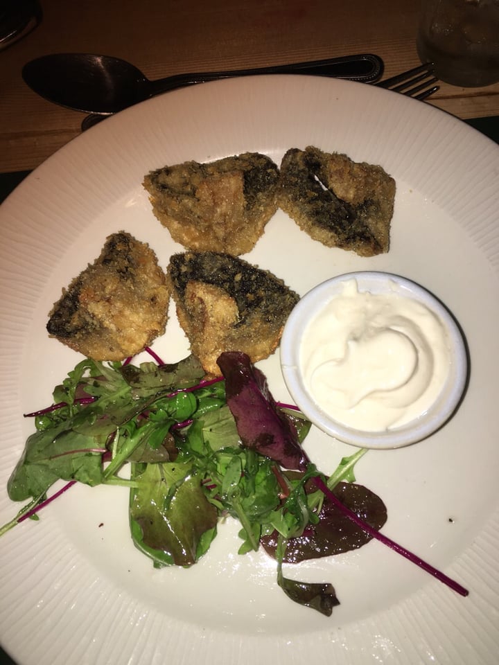 review photo of The Sword Inn Hand Breaded Mushrooms And Vegan Mayo Starter shared by @everyoneherematters on 23 Nov 2019 - review