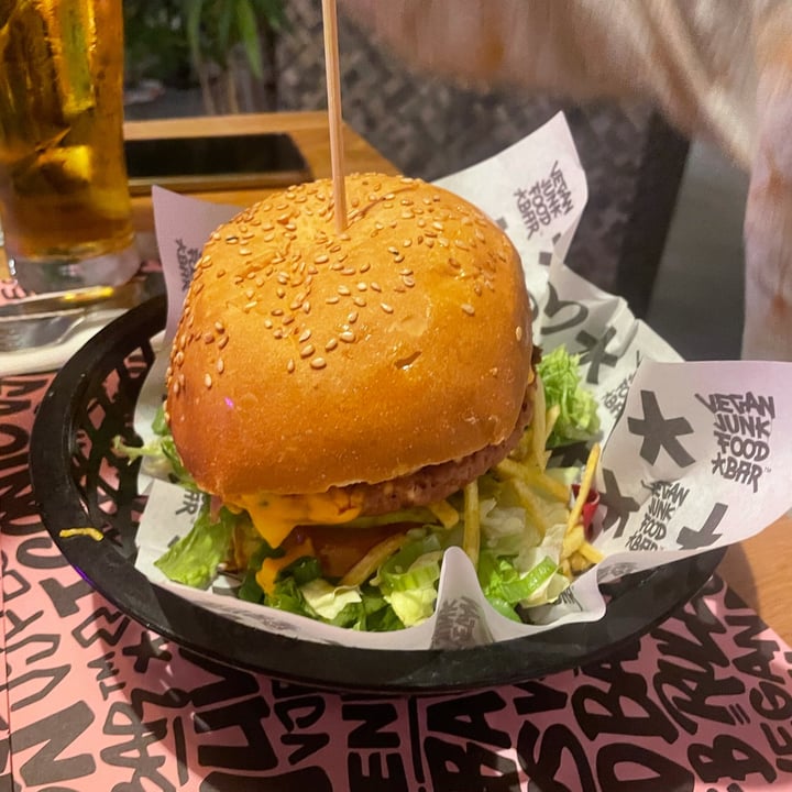 photo of Vegan Junk Food Bar Royal Smash Burger shared by @sara5 on  19 Oct 2021 - review