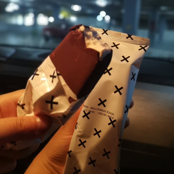 review photo of NotCo Not Icecream Cremoso de Vainilla shared by @ilustrapets on 07 Feb 2022 - review