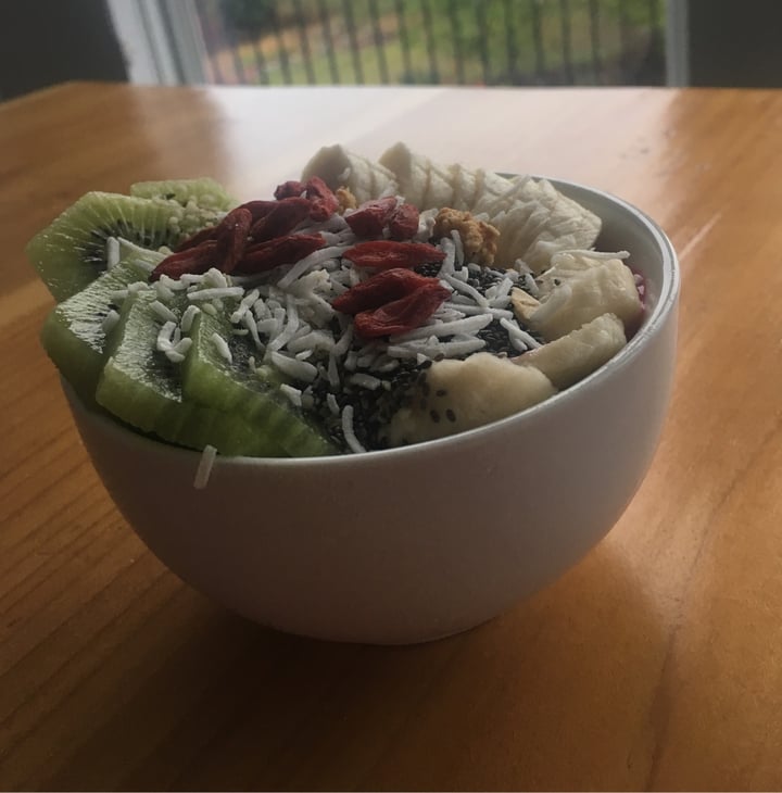 review photo of Simple Truth Sprouted organic granola shared by @topangak on 30 Jun 2020 - review