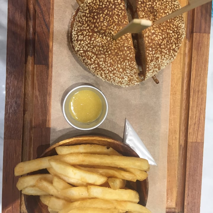 photo of Herbivore Vegan料理 Western BBQ Vurger shared by @dandan on  30 Mar 2021 - review