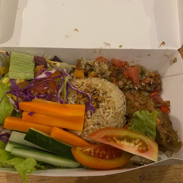Photo of the dish “vegan rendang bowl”