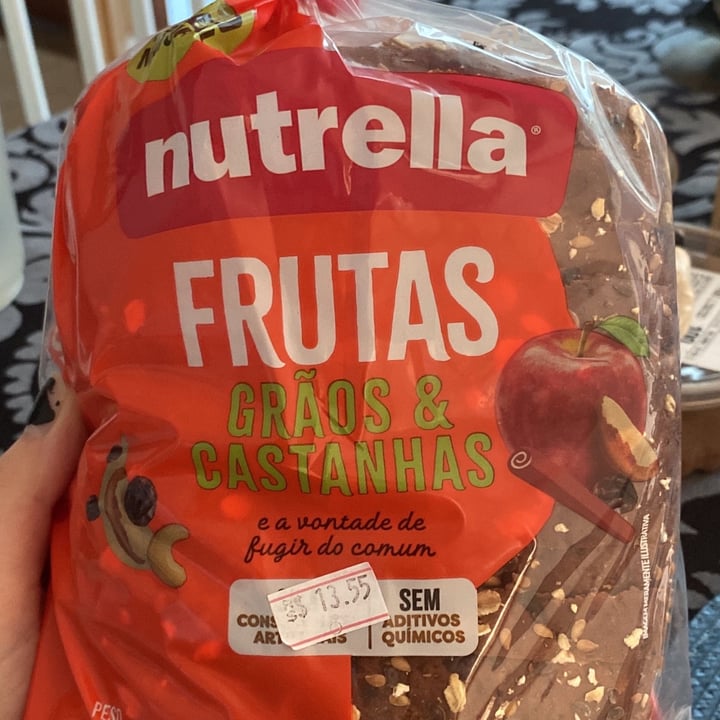 review photo of Nutrella Pão frutas grãos e castanhas shared by @dudadini on 05 Jul 2022 - review