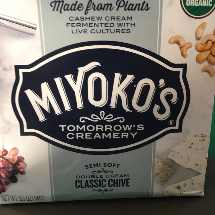 photo of Miyoko's Creamery Double Cream Classic Chive Cashew Milk Cheese shared by @amerrill on  09 Aug 2020 - review