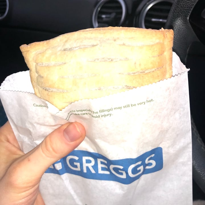 photo of Greggs Festive Slice shared by @annaleitner on  23 Dec 2021 - review