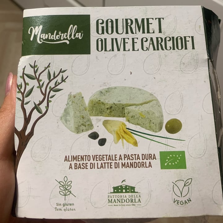 photo of Mandorella Gourmet Olive E Carciofi shared by @francescachieppa18 on  10 Aug 2022 - review