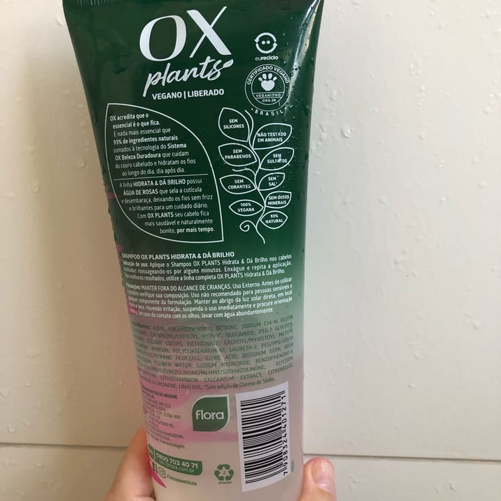 photo of Ox Agua de Rosas Shampoo shared by @paolettabrun on  06 Apr 2022 - review