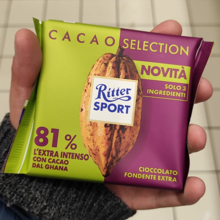 photo of Ritter Sport Dark Chocolate 81% Cacao Extra Intense shared by @daniela94 on  18 Apr 2022 - review