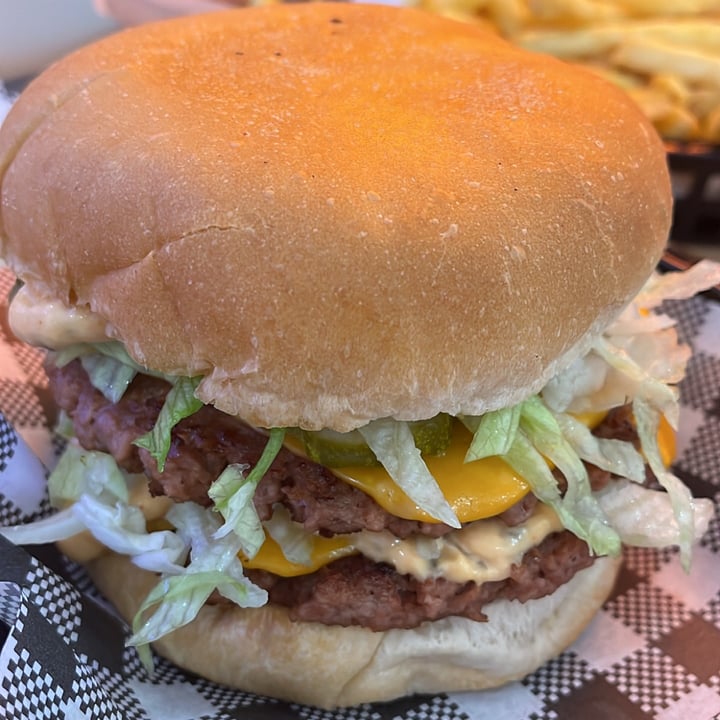 review photo of V Spot Diner Mac Daddy shared by @shania8 on 05 Jul 2022 - review