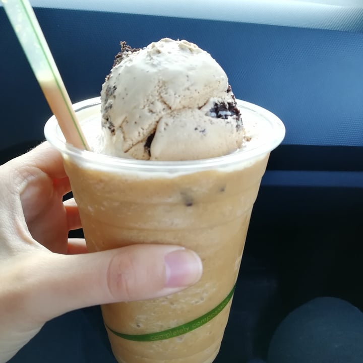 review photo of Heladeria DOLLY Frapuccino shared by @carinaz on 19 May 2020 - review