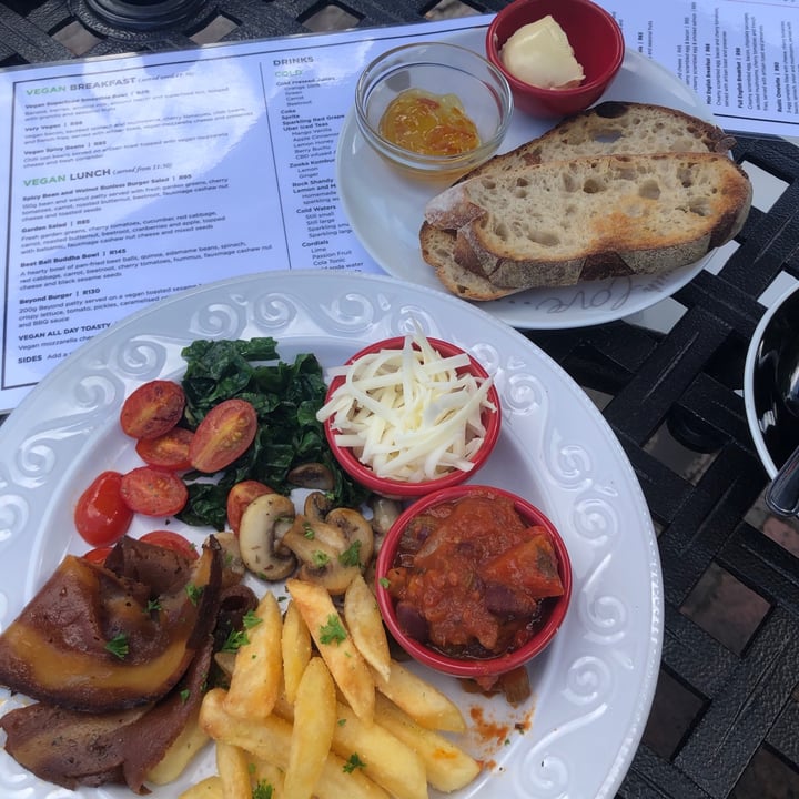 review photo of Oak Leaf Brunch Cafe, Gourmet Deli & Coffee Bar Very Vegan Breakfast shared by @ninamari on 06 Jan 2021 - review
