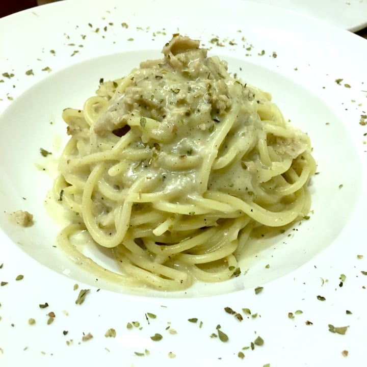 photo of Brownice Italian Bistro Soy Cream Chicken Spaghetti shared by @vegan on  04 May 2018 - review