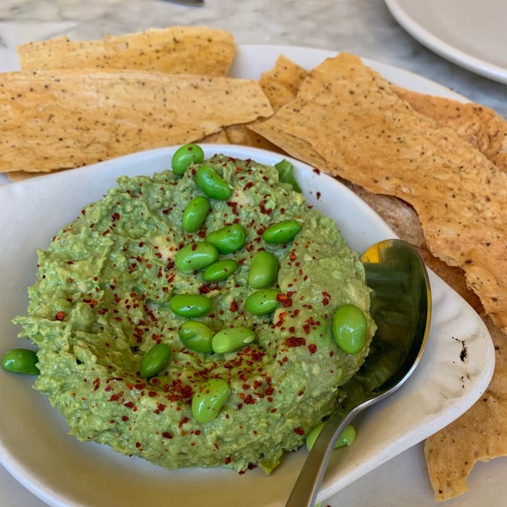 photo of True Food Kitchen Edamame Guacamole shared by @caseyashlyn on  28 Jun 2020 - review