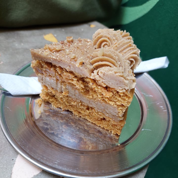 photo of Bioma Plant Based Café Belgrano Carrot Cake shared by @ladylu on  15 Jul 2022 - review