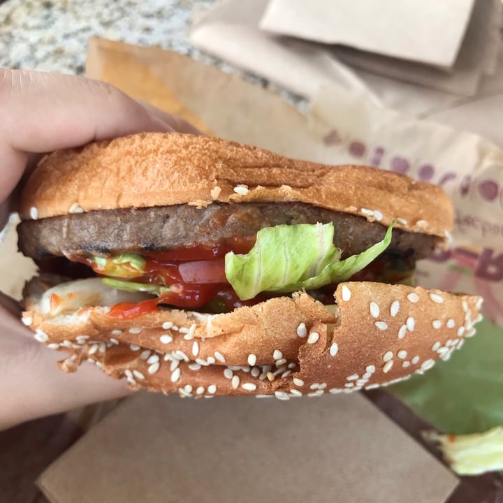photo of Burger King Whopper vegetal -sin mayonesa shared by @crostina on  07 Aug 2021 - review