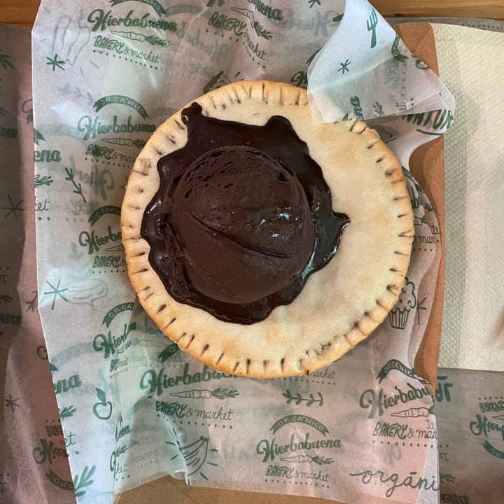 review photo of Hierbabuena Apple Pie Con Helado shared by @naranjaypomelo on 14 Mar 2021 - review