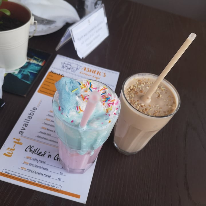 review photo of Asher's Corner Cafe @ Ashers Farm Sanctuary Peanut Butter Crunch shared by @herbivo-r-us on 26 Apr 2021 - review