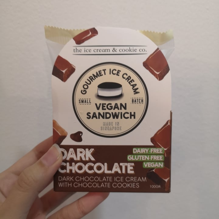photo of The Ice Cream & Cookie Co Vegan Dark Chocolate Ice Cream Sandwich shared by @savk0h on  01 Jul 2022 - review