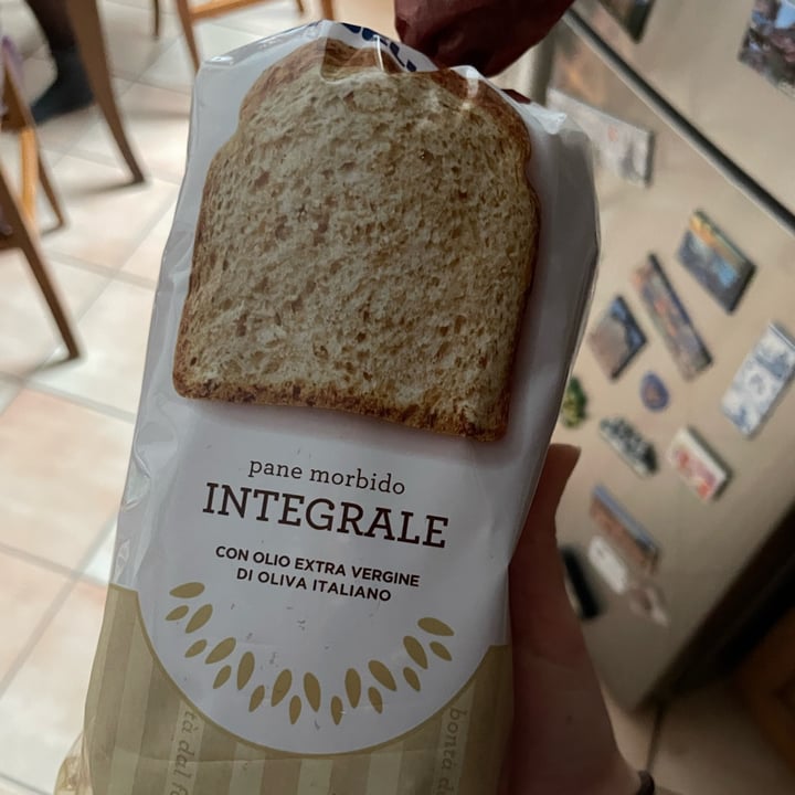 photo of  Esselunga Pane integrale shared by @alicemarcolini on  18 Mar 2022 - review