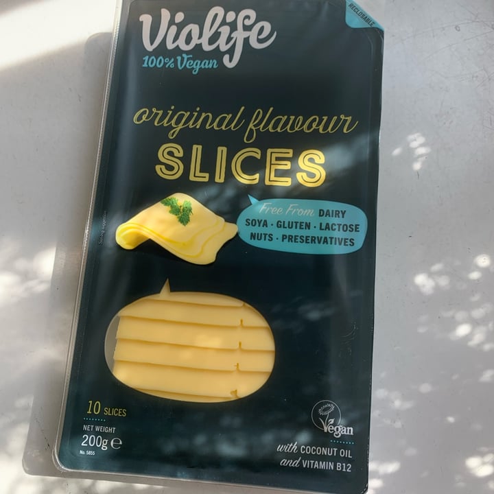 photo of Violife Original Flavor Cheese Slices shared by @raulbuci on  30 Apr 2022 - review