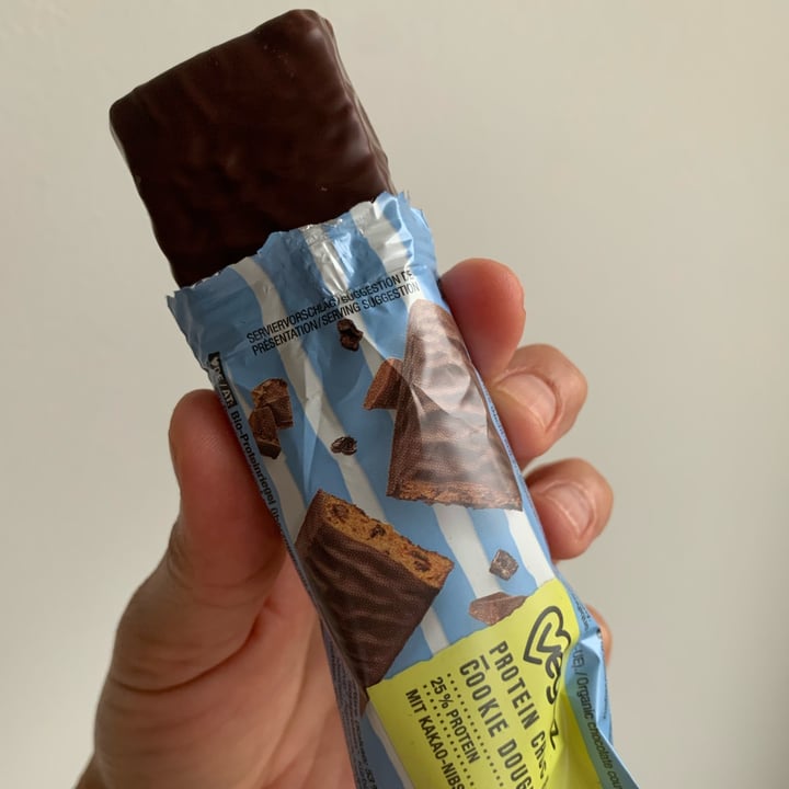 photo of Veganz Protein Choc Bar Cookie Dough Style shared by @anasoto on  25 Nov 2022 - review