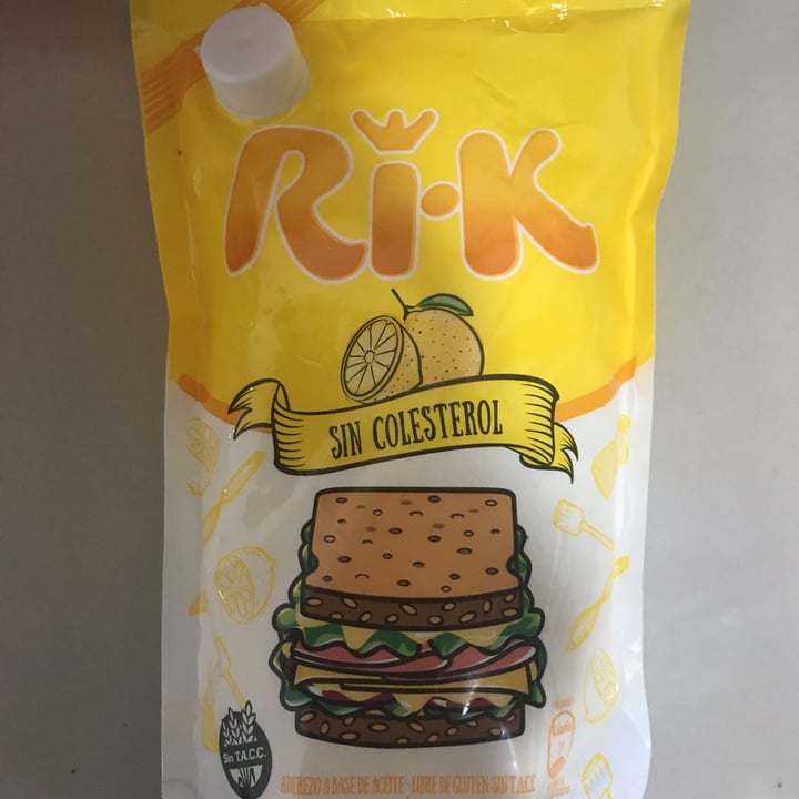 review photo of Ri-k Mayonesa Vegana Sin Colesterol shared by @lalivallejoss on 17 Oct 2020 - review