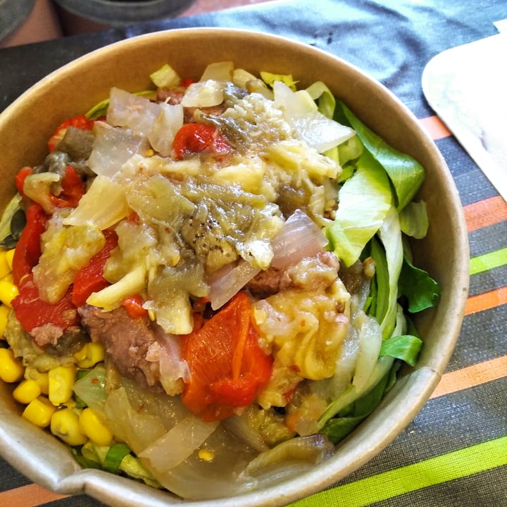 photo of Vegan Bowls Bowl Salad shared by @villacampa on  10 Jul 2022 - review