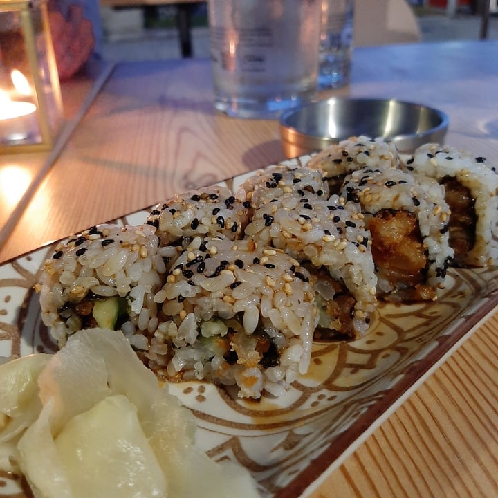 photo of Hokra Veggy Roll shared by @aleessia on  14 Jun 2022 - review