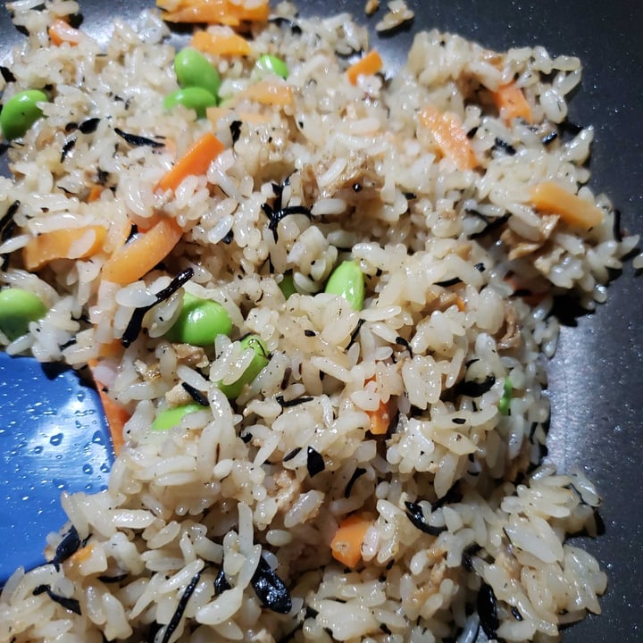 review photo of Trader Joe's Japanese Style Fried Rice shared by @amacameron on 06 Jun 2022 - review