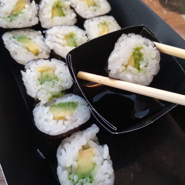 photo of itsu Avocado Maci shared by @vervy on  16 Oct 2021 - review