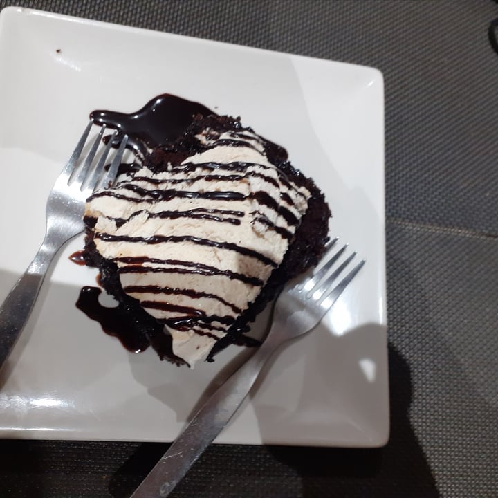 photo of Bambú Brownie con helado shared by @-iria- on  27 Dec 2021 - review