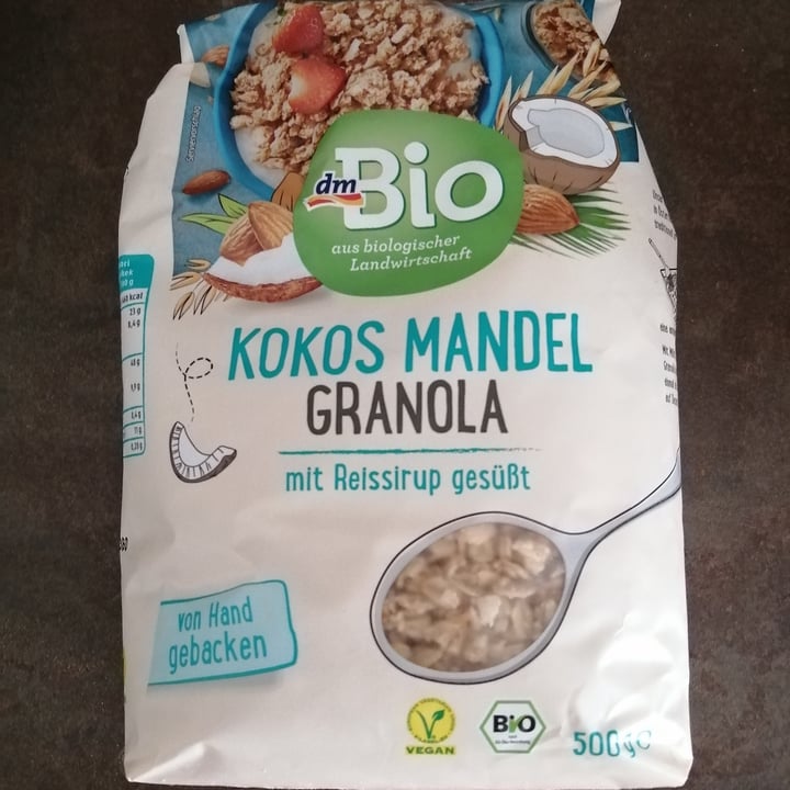 photo of dmBio Kokos Mandel Granola shared by @gagge on  25 Jul 2021 - review