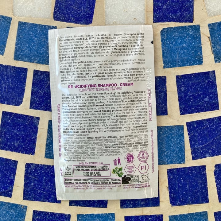 review photo of Helan shampoo-crema riacidificante shared by @manumanu on 27 Jun 2022 - review
