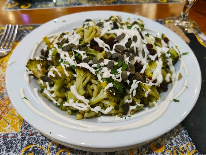 photo of Black Salad Fideua de brocoli shared by @jaio on  03 Aug 2019 - review
