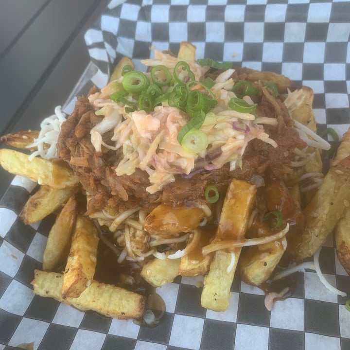 photo of Boon Burger Cafe Pulled Jack Poutine shared by @xdarrenx on  22 Aug 2020 - review