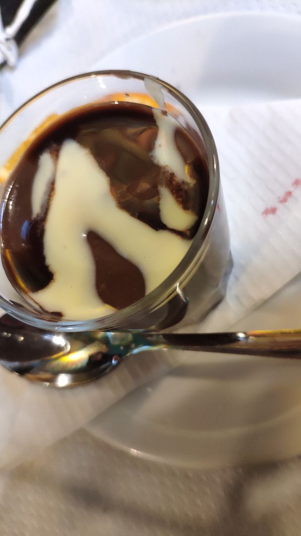 photo of Veggie Garden Mousse de chocolate shared by @ayemartinez on  21 Jan 2020 - review
