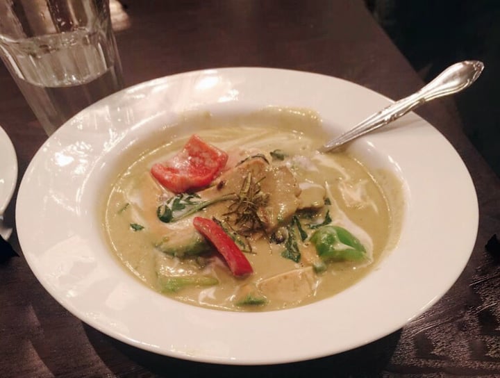 review photo of Araya's Vegetarian Place avocado curry shared by @unitracy on 24 Apr 2018 - review